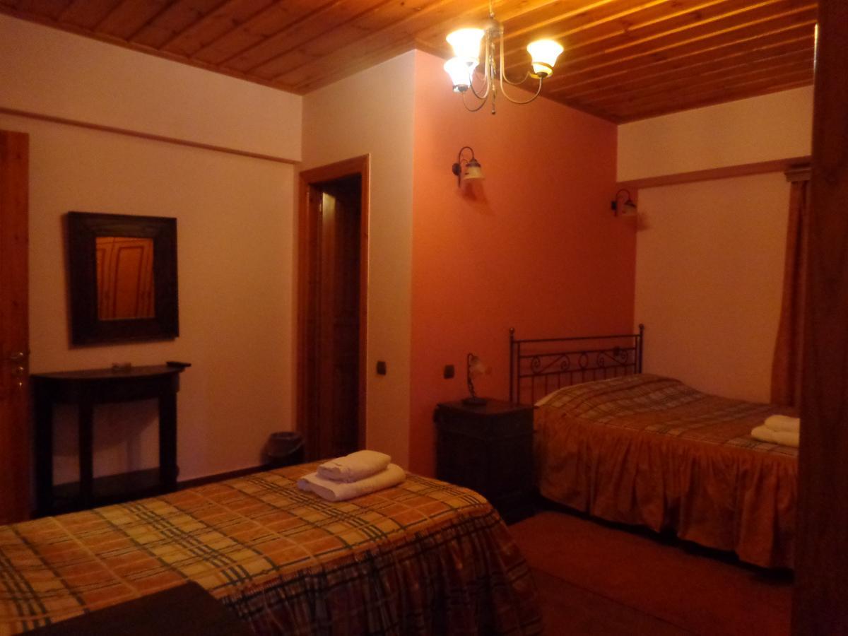 Alonaki Guesthouse Platanos  ภายนอก รูปภาพ