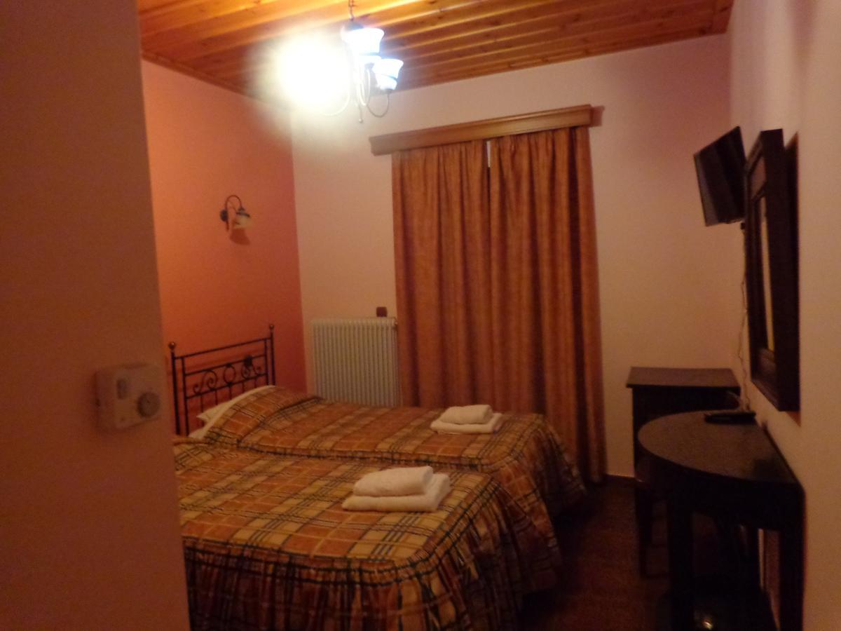 Alonaki Guesthouse Platanos  ภายนอก รูปภาพ